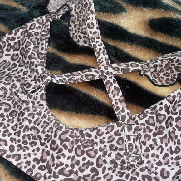 New! Ruffled Leopard Bikini - Picture 5 of 5